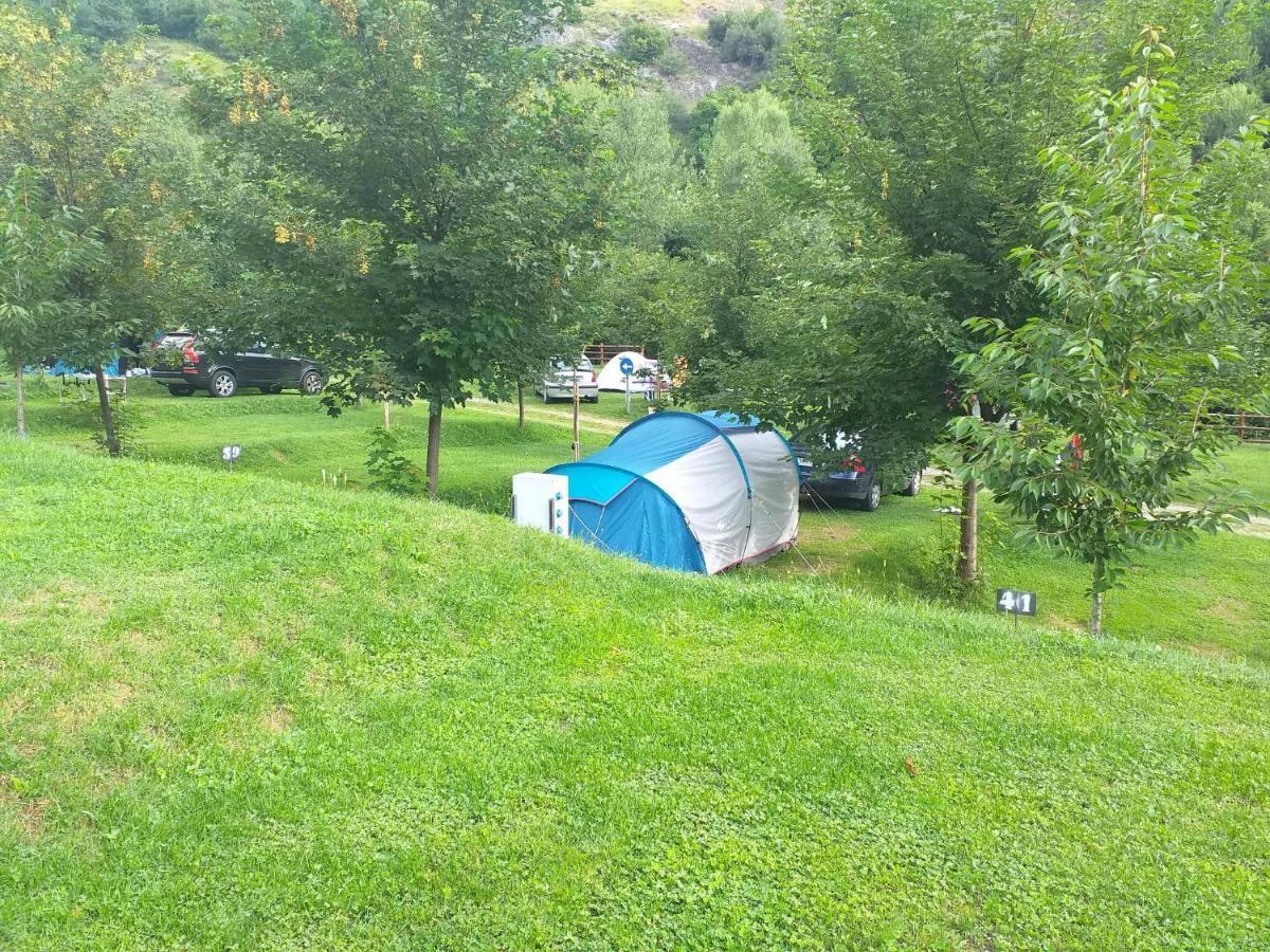 Camping Riu Gelat Hotell Espot Exteriör bild